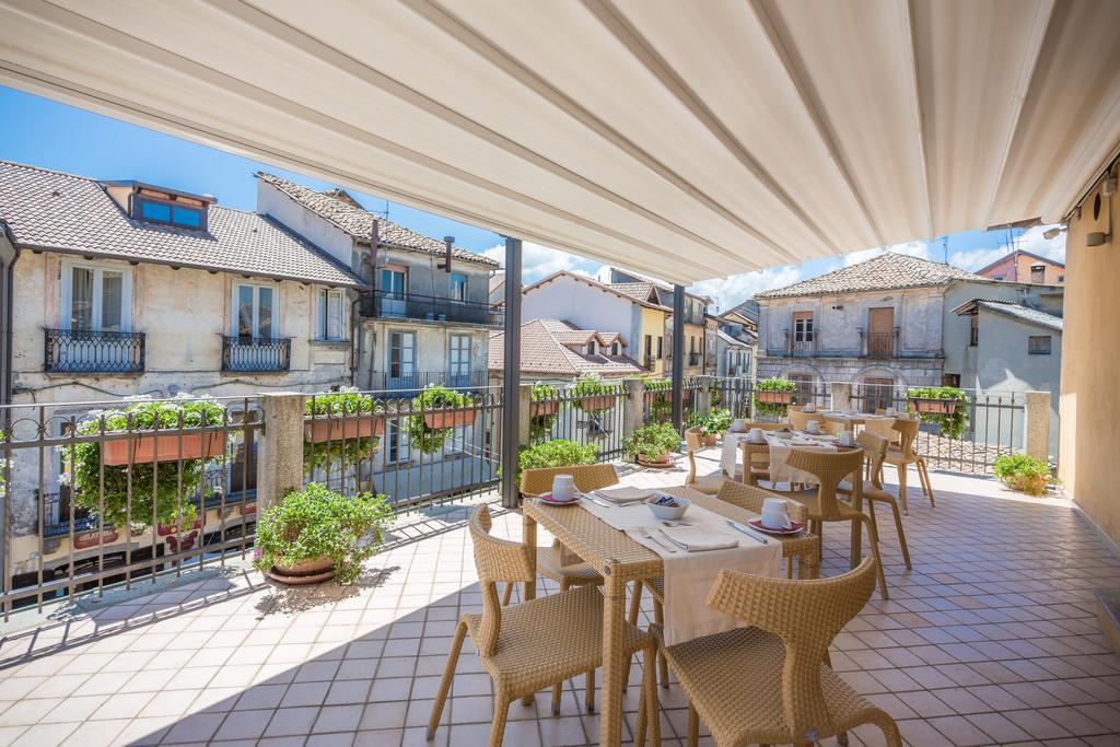 Hotel Conte Ruggero Serra San Bruno Exterior photo