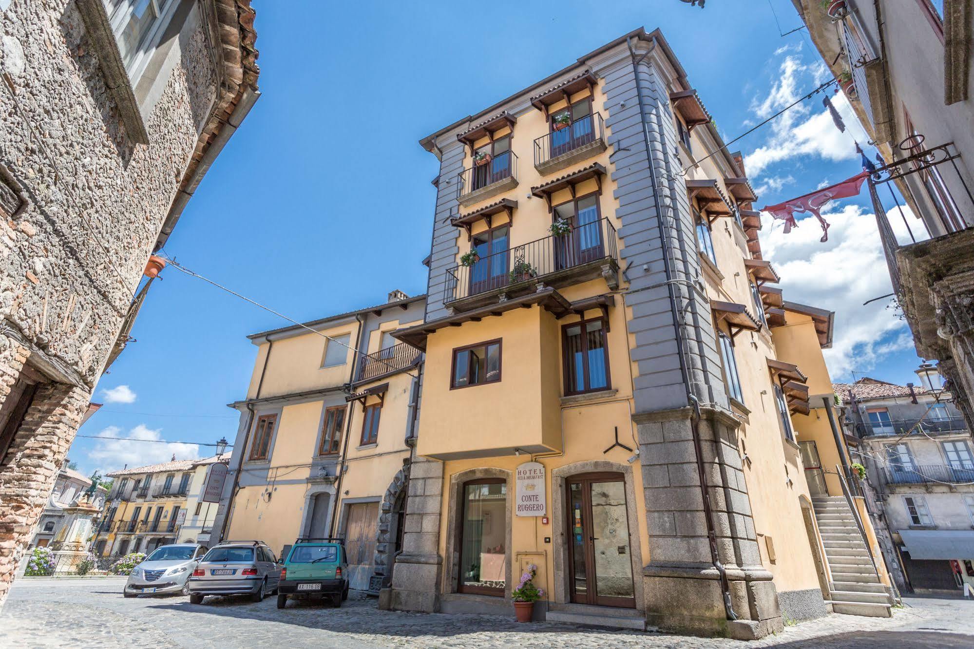Hotel Conte Ruggero Serra San Bruno Exterior photo